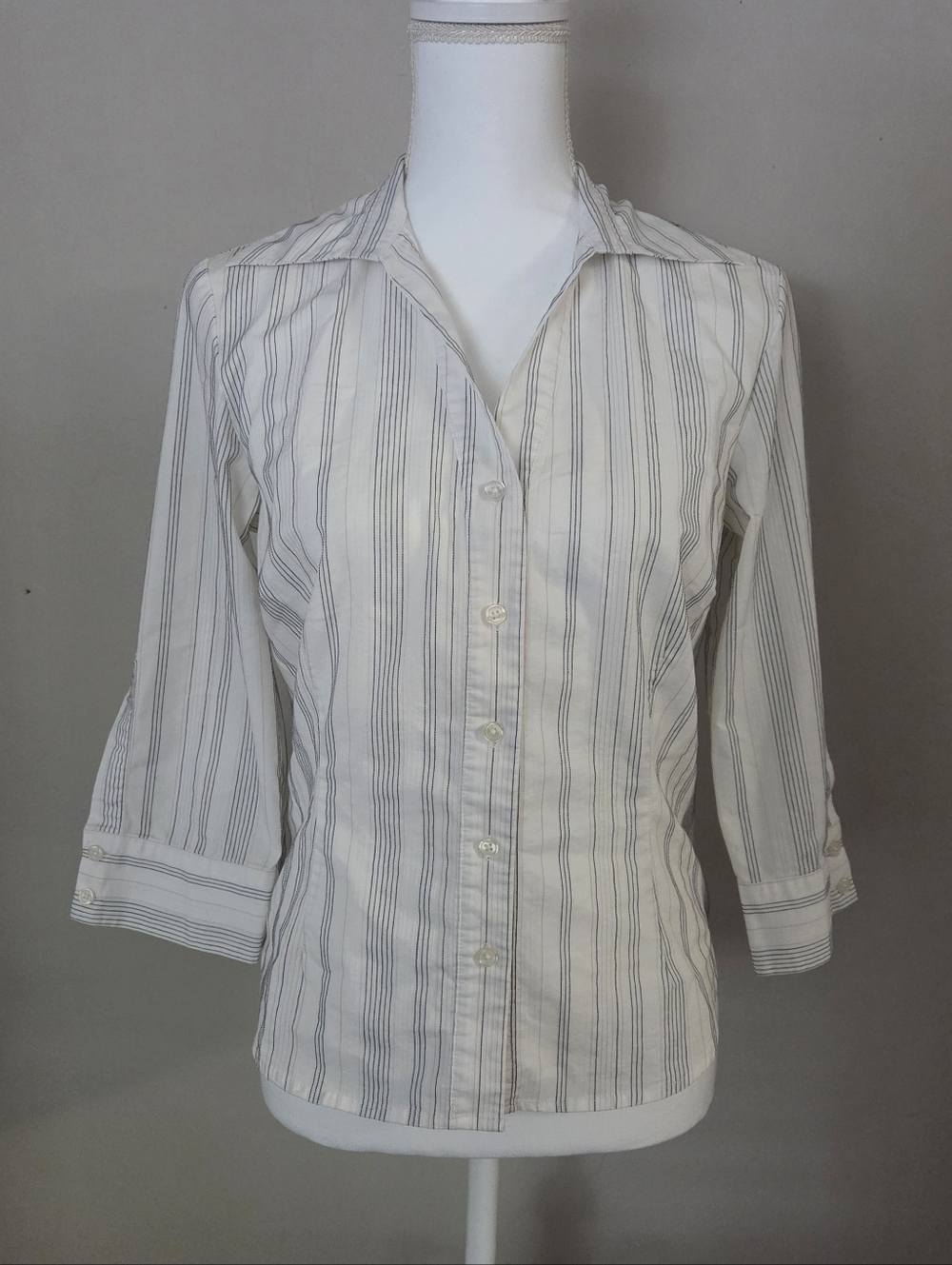 Hillard & Hanson Striped Button-Up Shirt